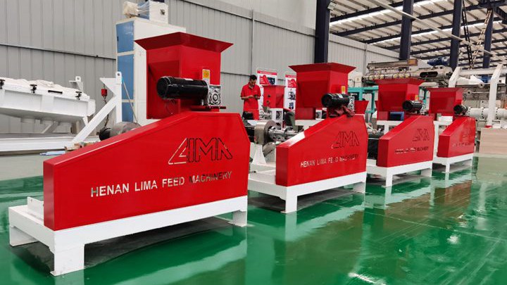 small scale Chicken layers feed pelleting machine in Indonesia